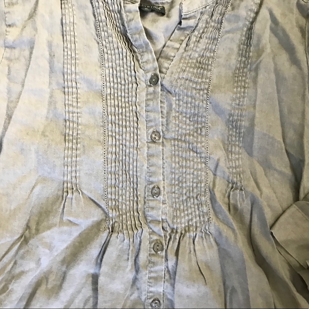 Button up quarter sleeve blouse